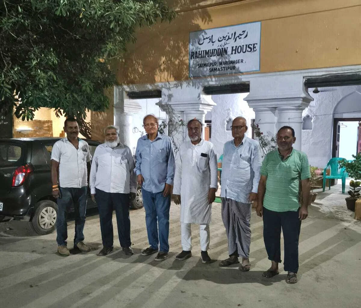 समस्तीपुर: व्यवसायी सह समाजसेवी क़ाज़ी शकील एकता ने शिक्षा जागरूकता की ओर बढ़ाया एक और कदम 7