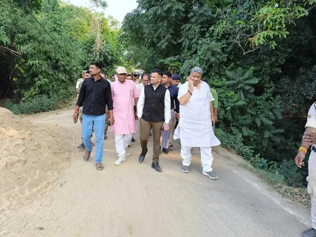 बेगूसराय जिलाधिकारी ने वीरपुर प्रखंड के  विभिन्न स्थलों का किया निरीक्षण 4