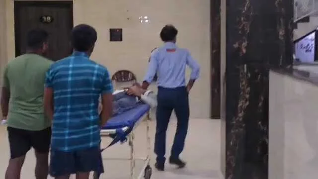 बेगूसराय में मामूली विवाद को लेकर बड़े भाई ने अपने ही छोटे भाई को गोली मारकर किया गंभीर रूप से घायल, परिजनों में मचा हडकंप 3