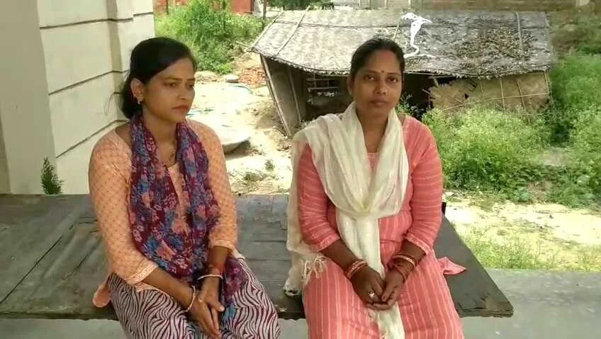 खगड़िया: बच्चों के साथ गर्मी छुट्टी मनाने ट्रेन से मायके जा रही एक महिला के 8 लाख मूल्य के स्वर्ण आभूषणों को बदमाशों ने चुराया 4