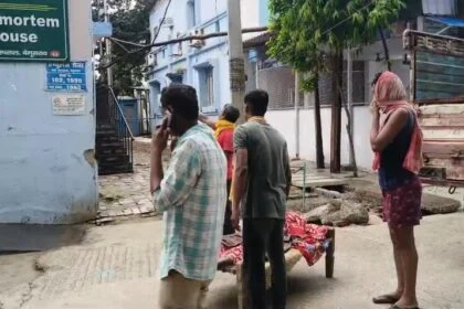 बेगूसराय में किसान का शव गंगा नदी के किनारे तैरता हुआ बरामद, परिजनों ने जमीनी विवाद मे गंगा नदी में डुबाकर हत्या का लगाया आरोप 17