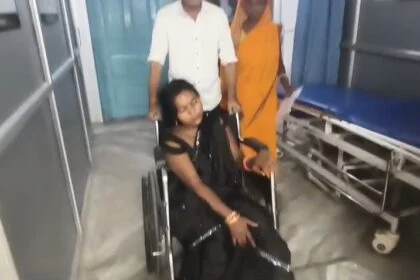 बेगूसराय में एक दर्दनाक सड़क हादसे में छह माह के पुत्र की मौत,मां गंभीर रूप से घायल 21