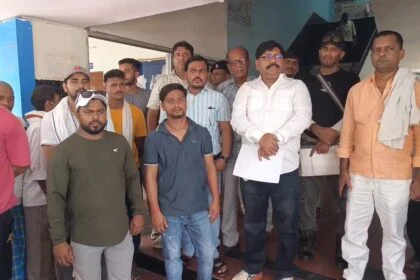 नालंदा में क्रिकेट टूर्नामेंट पर प्रशासन ने लगाया ग्रहण, राजद के पूर्व विधायक का पप्पू खान के द्वारा कराया जा रहा टूर्नामेंट 27