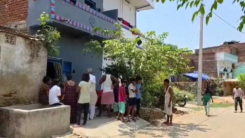 पटना के अटल पथ पर वाहन चेकिंग के दौरान तीन पुलिसकर्मियों को अनियंत्रित स्कॉर्पियो ने कुचला, हादसे में कांस्टेबल कोमल की हुई मौत 3