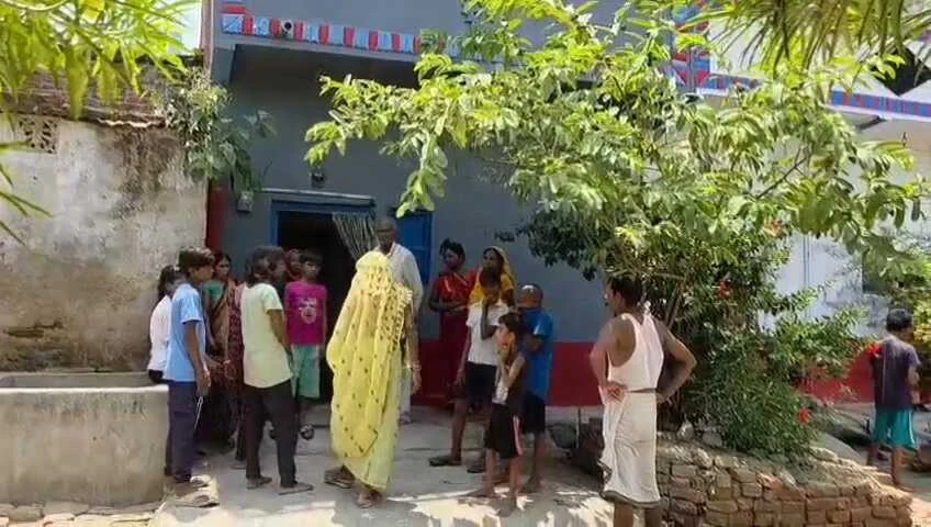 पटना के अटल पथ पर वाहन चेकिंग के दौरान तीन पुलिसकर्मियों को अनियंत्रित स्कॉर्पियो ने कुचला, हादसे में कांस्टेबल कोमल की हुई मौत 4