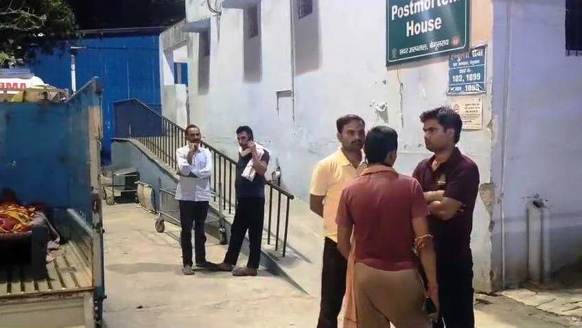 बेगूसराय में आर्मी जवान की पत्नी ने अपने सास से प्रताड़ित होकर शादी के सालगिरह के दिन ही गले में फंदा लगाकर किया आत्महत्या 2