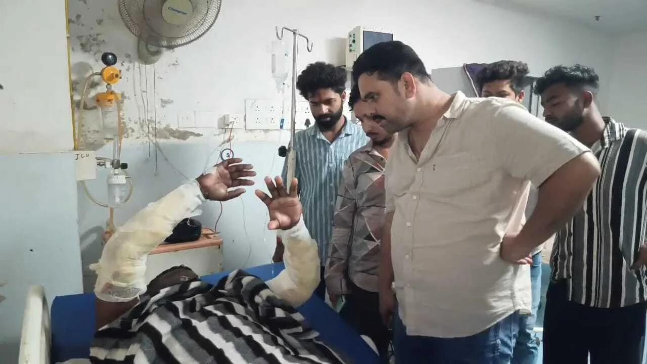 मुख्यमंत्री के गृह जिले में ही बीमार स्वास्थ्य व्यवस्था, पावापुरी बीम्स अस्पताल खुद हुआ बीमार, अस्पताल भगवान भरोसे 3