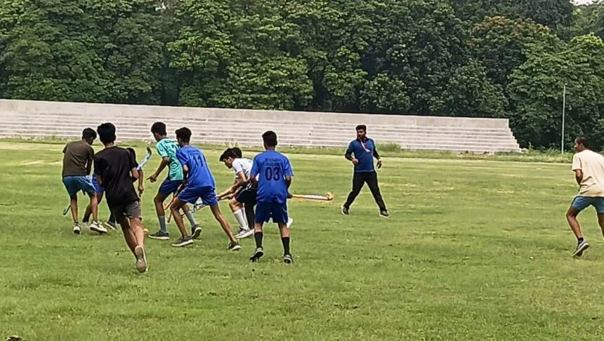 टाउनशिप हॉकी मैदान में सब जूनियर बालक एवं बालिका वर्ग के बच्चों का चयन प्रतियोगिता आयोजित 1