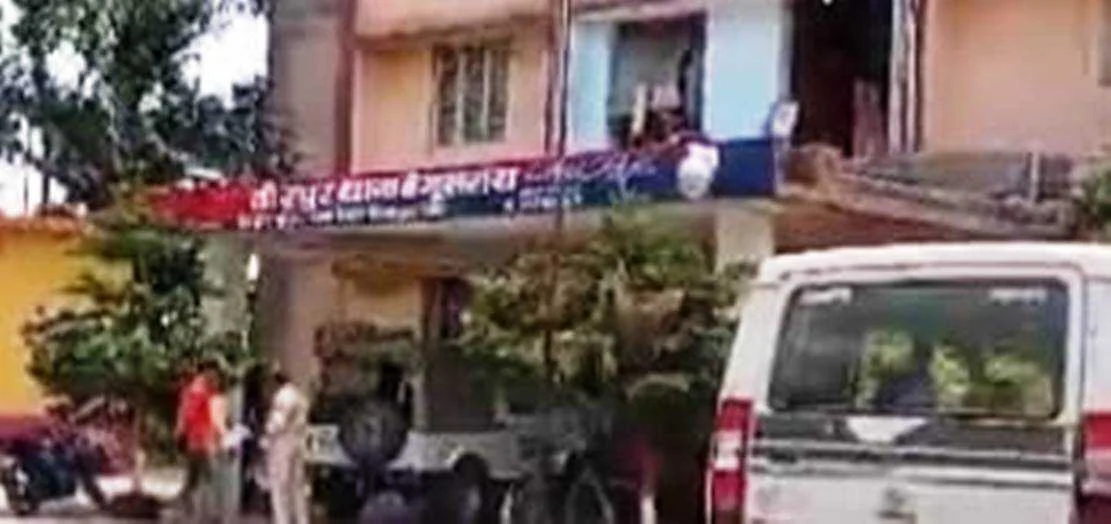 फ़ेसबुक के माध्यम से हुई प्यार तो प्रेमी संग हो गई फरार 2
