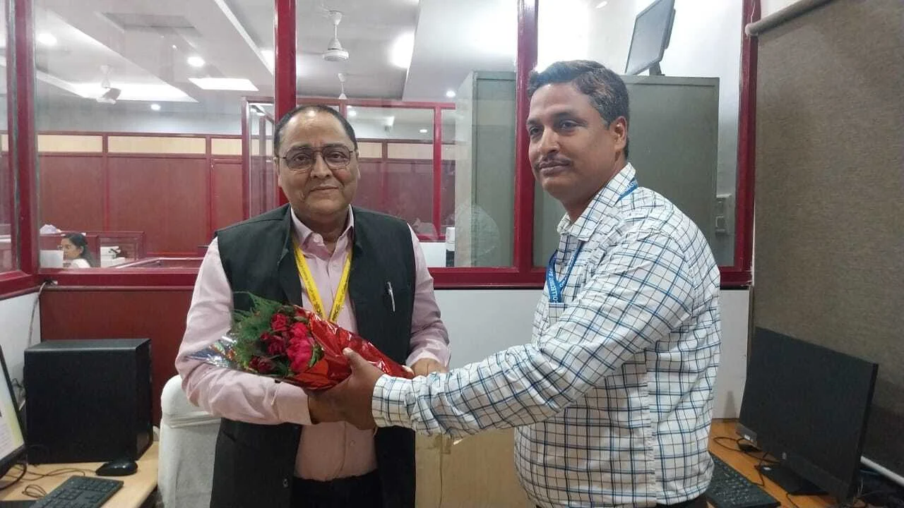 राज्य सूचना विज्ञान पदाधिकारी ने राष्ट्रीय सूचना विज्ञान केन्द्र समस्तीपुर कार्यालय का किया निरीक्षण 2