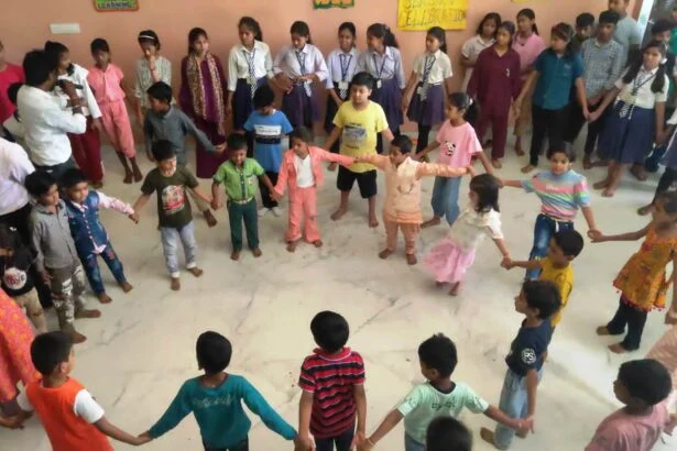 रंग- उमंग कार्यशाला के बहाने बच्चों में सांस्कृतिक चेतना का प्रसार होगा और ये बच्चे इसी बहाने कुशल व्यक्तित्व के धनी बन पाएंगे - के एन मिश्रा 9