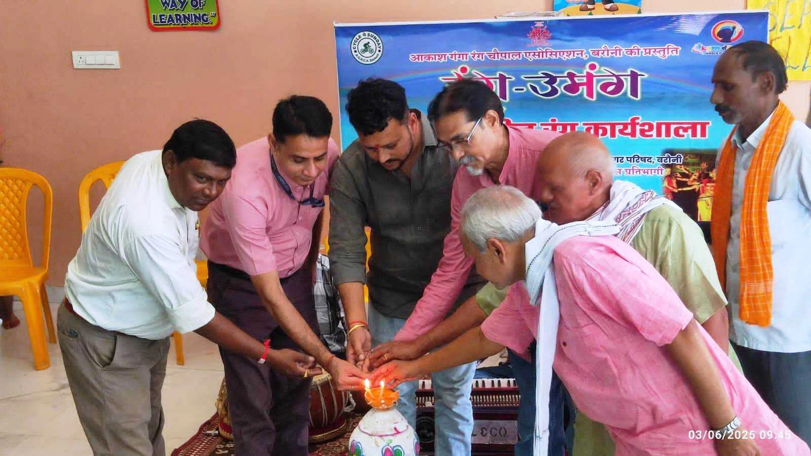 रंग- उमंग कार्यशाला के बहाने बच्चों में सांस्कृतिक चेतना का प्रसार होगा और ये बच्चे इसी बहाने कुशल व्यक्तित्व के धनी बन पाएंगे - के एन मिश्रा 2