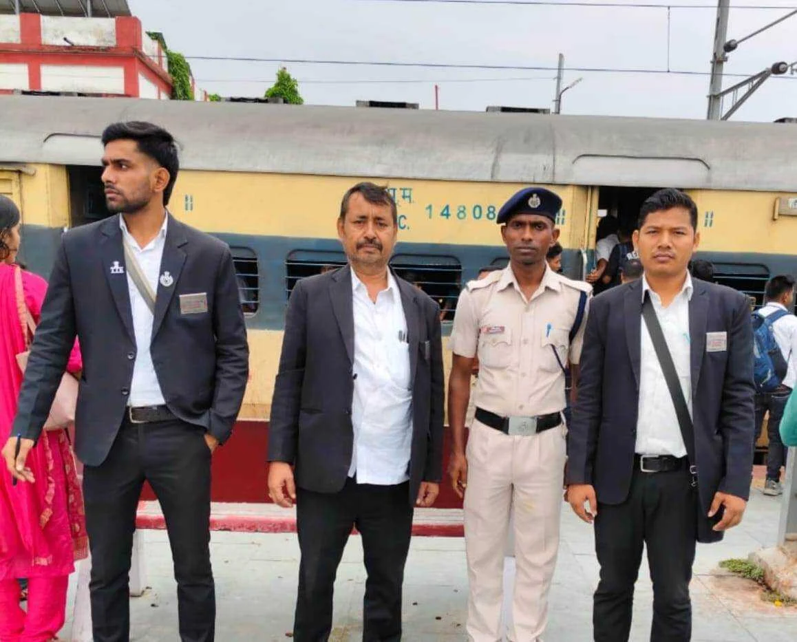 समस्तीपुर मंडल में मेगा टिकट चेकिंग अभियान जारी, 6383 बिना टिकट यात्रियों से वसूले गये 52.47 लाख रूपये 2
