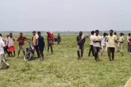 बेगूसराय में प्राइवेट शिक्षक हत्या मामले में पुलिस ने किया खुलासा, एक आरोपी और उसकी मां को किया गिरफ्तार 12