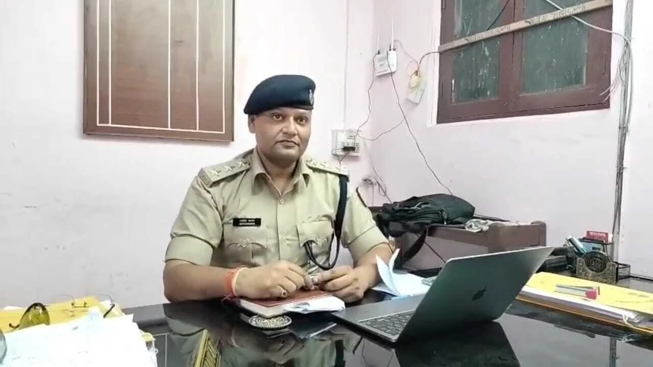 नालंदा: सस्ती ब्याज दर पर लोन का झांसा देकर करोड़ों की ठगी करने वाला गिरोह बेनकाब, 3 शातिर साइबर ठग गिरफ्तार 2