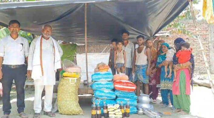 समस्तीपुर में समाजसेवी भाई राजू ने इंसानियत का मिशाल पेश करते हुए मुस्लिम लड़की की कराई शादी 4