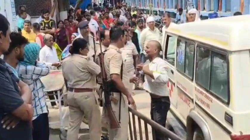 बेगूसराय में पोस्टमार्टम को लेकर सदर अस्पताल में हुआ हाई वोल्टेज ड्रामा, देखकर लोग हुए हैरान 5
