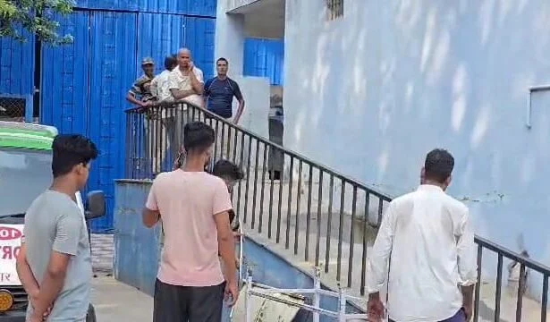 बेगूसराय में तेज रफ्तार मोटरसाइकिल सवार युवक ने एक महिला को कुचला, महिला की दर्दनाक मौत, परिजनों में मचा कोहराम 5