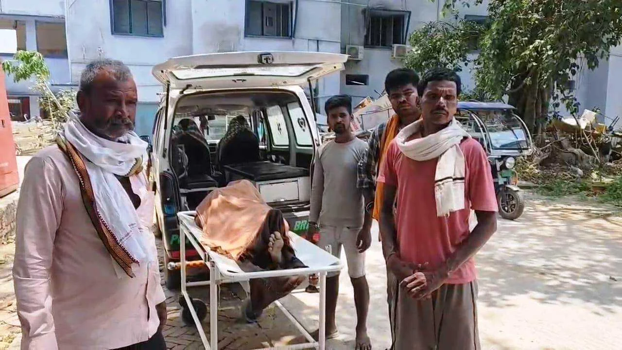 नालंदा: मिट्टी भराई के विवाद को लेकर बुजुर्ग की गोली मारकर हत्या, बुजुर्ग के सीने में मारी गई गोली 3