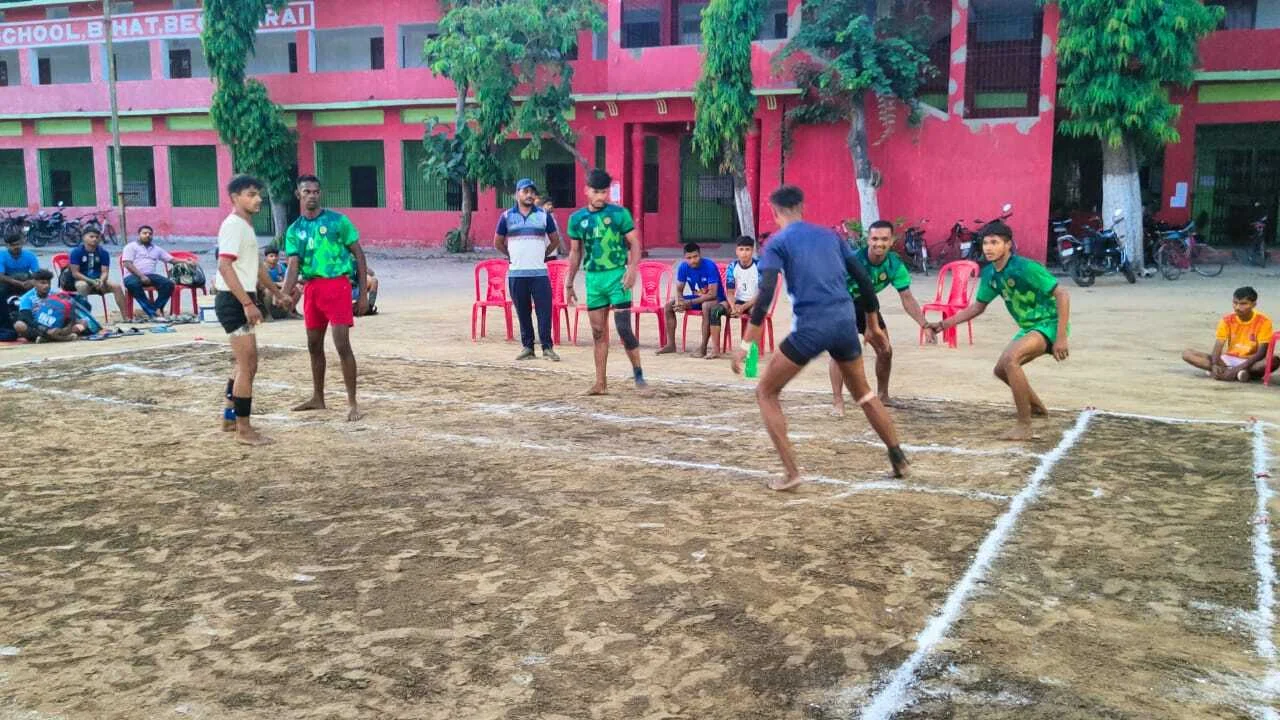 बीहट में अंडर 18 बालक बालिका जोनल कबड्डी प्रतियोगिता का आयोजन 4