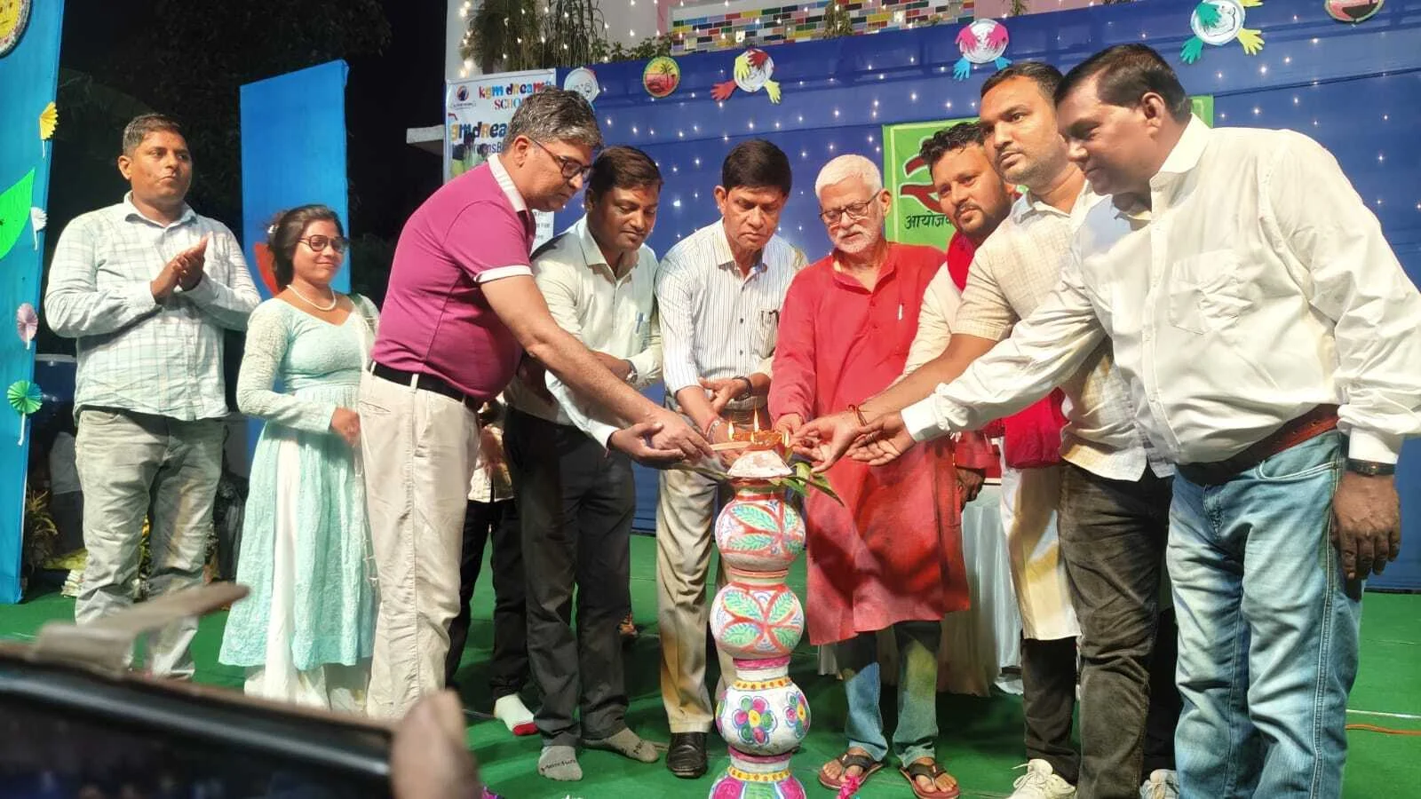 बेगूसराय के बीहट में 127 बच्चों ने रंग उमंग कार्यशाला में अपनी प्रस्तुति से लोगों को मंत्रमुग्ध कर दिया 2