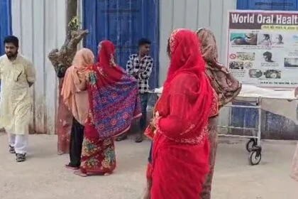 बेगूसराय में ट्रक व ओटो में भीषण टक्कर के दौरान ओटो सवार एक व्यक्ति की दर्दनाक मौत, दो लोग घायल 29
