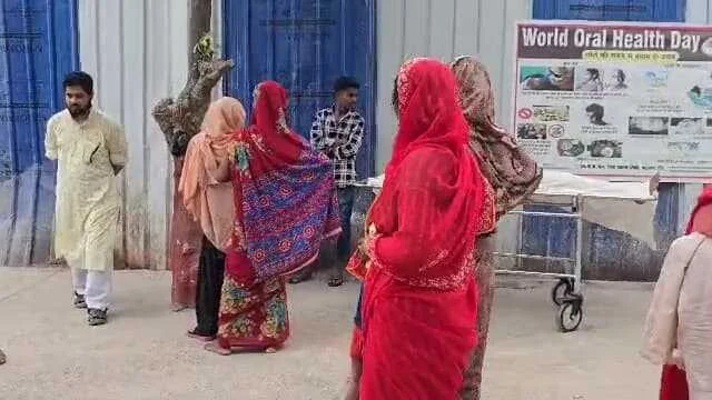 बेगूसराय में ट्रक व ओटो में भीषण टक्कर के दौरान ओटो सवार एक व्यक्ति की दर्दनाक मौत, दो लोग घायल 1