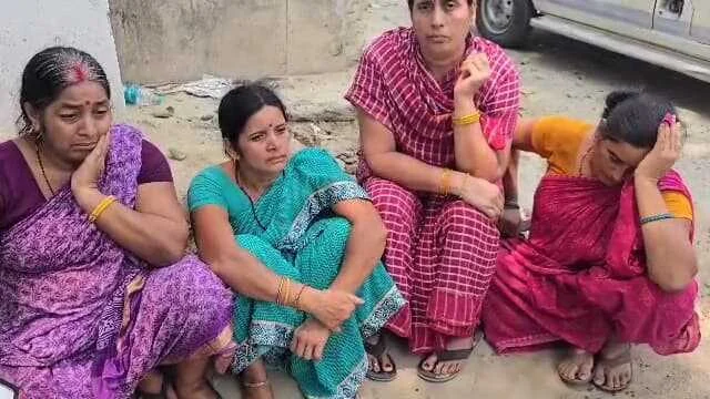 मां के ईलाज को लेकर माइक्रोफाइनेंस कर्मी से मिलकर लूट योजना की फैलाई झुठी अफवाह, पुलिस ने लाखों रूपये के साथ किया गिरफ्तार 1