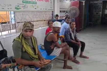 बारात जाने के दौरान रास्ते के विवाद को लेकर दो समुदाय के बीच मारपीट में एक दर्जन से अधिक लोग घायल, पुलिस कर रही है जांच 51