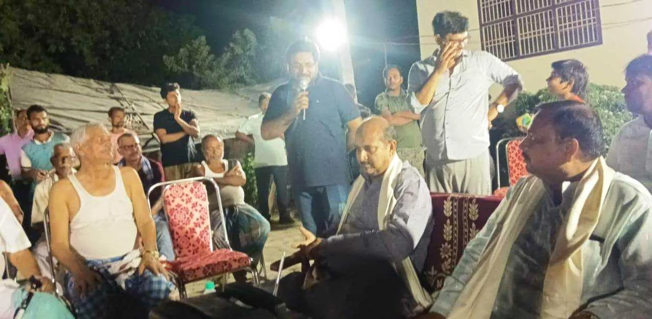 समस्तीपुर: आपका विधायक आपके द्वार के तहत स्थानीय विधायक अख्तरुल इस्लाम शाहीन ने किया क्षेत्र भ्रमण 15