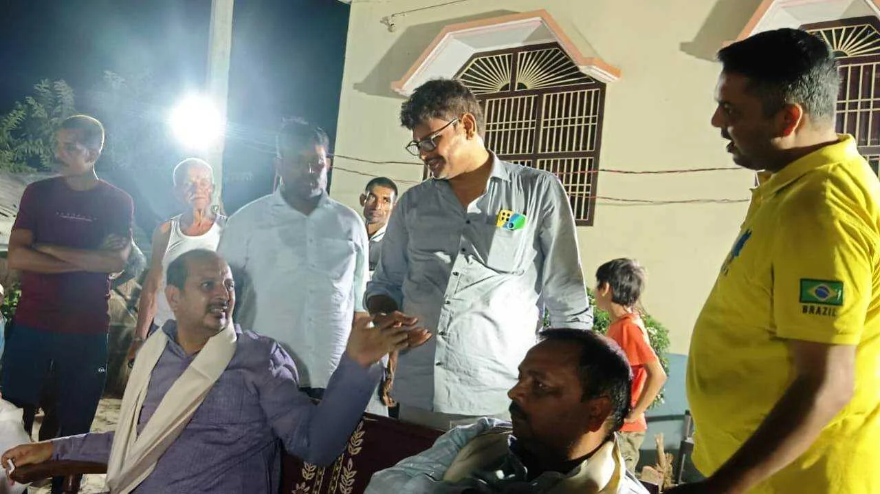 समस्तीपुर: आपका विधायक आपके द्वार के तहत स्थानीय विधायक अख्तरुल इस्लाम शाहीन ने किया क्षेत्र भ्रमण 4