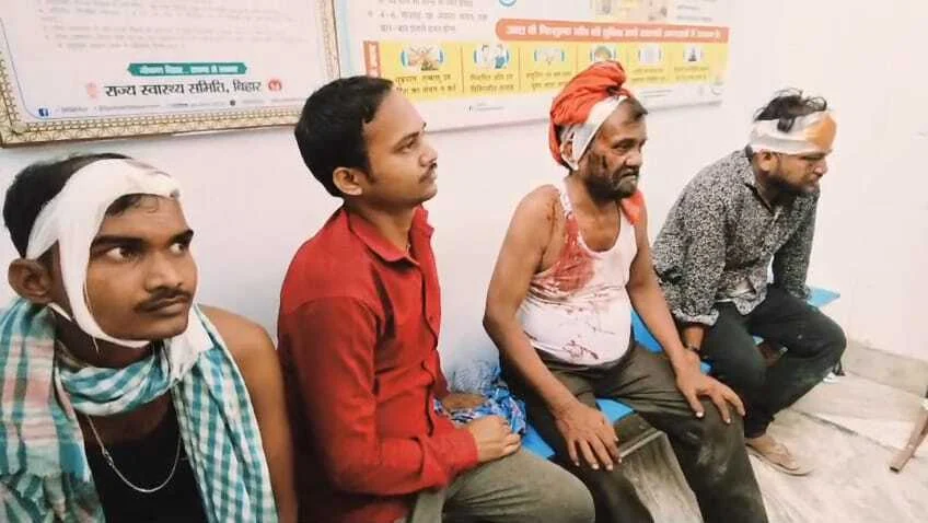 बेगूसराय में दो धुर जमीन के लिए कलयुगी भाई एवं भतीजे ने अपने ही भाई एवं चचेरे भाई की पिटाई कर किया बुरी तरह से घायल 2