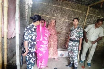 बेगूसराय के वीरपुर में अवैध रूप से देशी शराब तैयार करते दो महिला कारोबारी गिरफ्तार 19