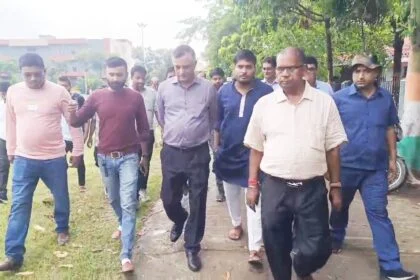 नालंदा: पाटलिपुत्र विश्वविद्यालय के कुलपति डॉक्टर इंद्रजीत सिंह ने एसपीएम कॉलेज में गायब शिक्षकों को देख मांगा स्पष्टीकरण 19