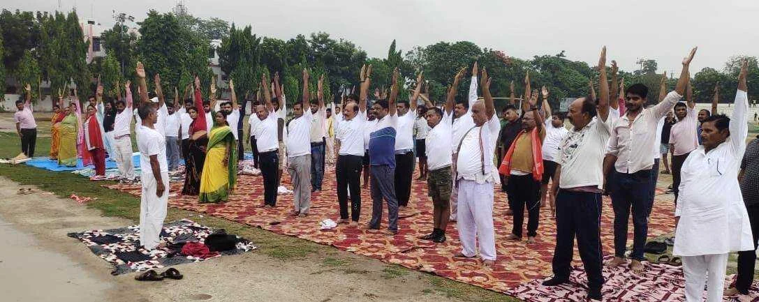 अन्तर्राष्ट्रीय योग दिवस पर खगड़िया में भी जगह-जगह मनाया गया योग दिवस 4
