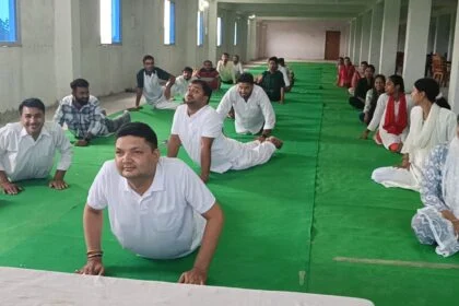 भुवनेश्वर बी. एड. कॉलेज चंदौर में 11वें अंतराष्ट्रीय योग दिवस मनाया गया 26