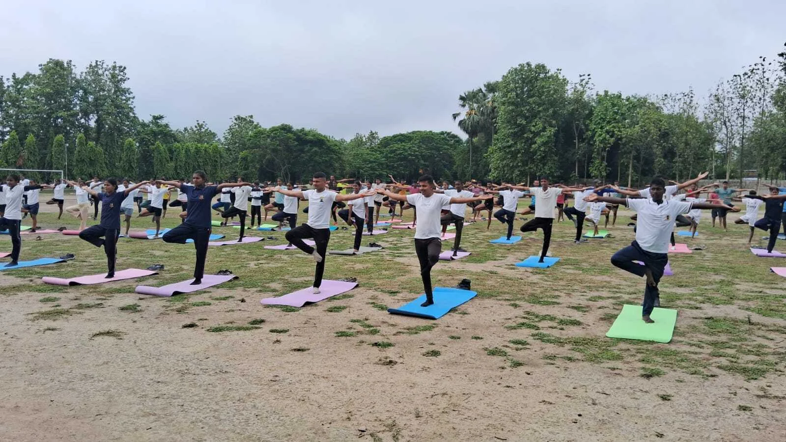 अंतर्राष्ट्रीय योग दिवस उल्लासपूर्वक मनाया गया 3