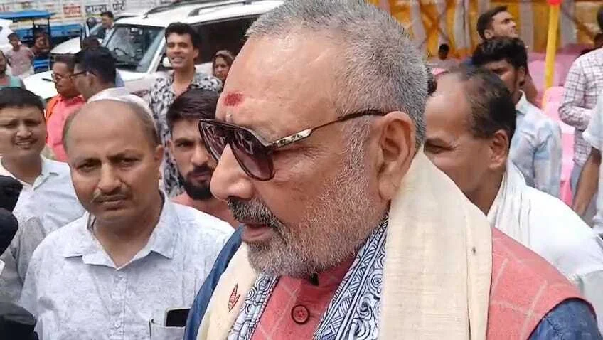सरकार एनडीए की, फैसला एनडीए एवं नीतीश कुमार का और क्रेडिट लेने की होर कम्युनिस्ट और लालू परिवार में लगी हुई है - गिरिराज सिंह 2