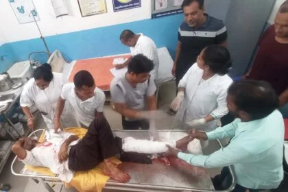 बछवाड़ा एनएच 28 पर दो बाइक की आमने सामने टक्कर में दोनों बाइक चालक गंभीर रूप से घायल 23