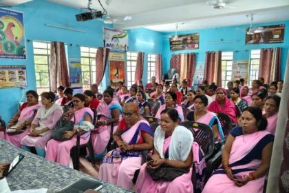 आयुष्मान भारत को लेकर सीएचसी बरौनी में बैठक आयोजित 24