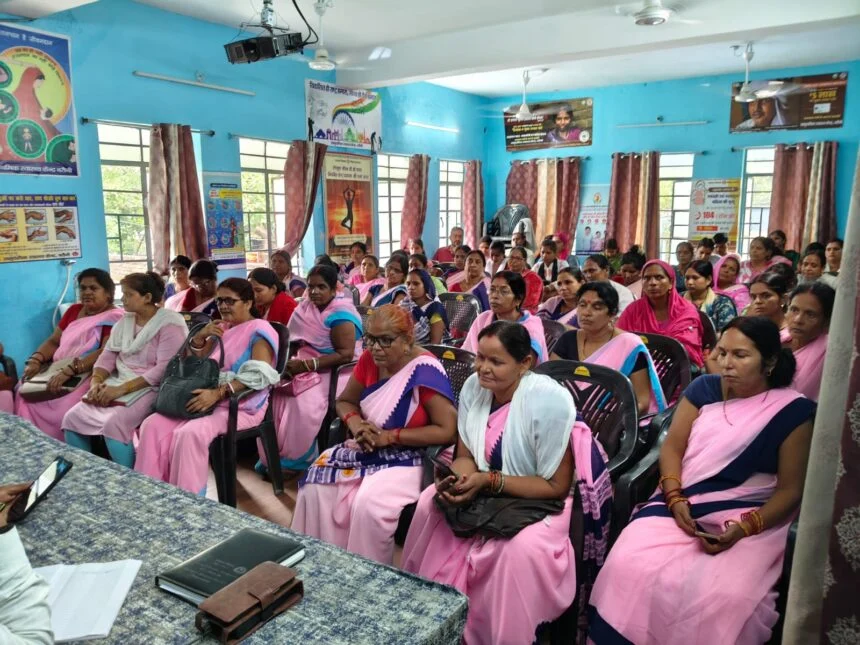आयुष्मान भारत को लेकर सीएचसी बरौनी में बैठक आयोजित 1