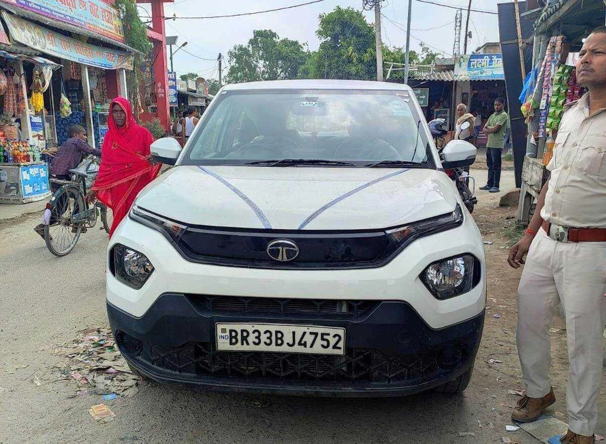 भगवानपुर पुलिस ने हत्या मामले में उपयोग गाड़ी को किया बरामद 14