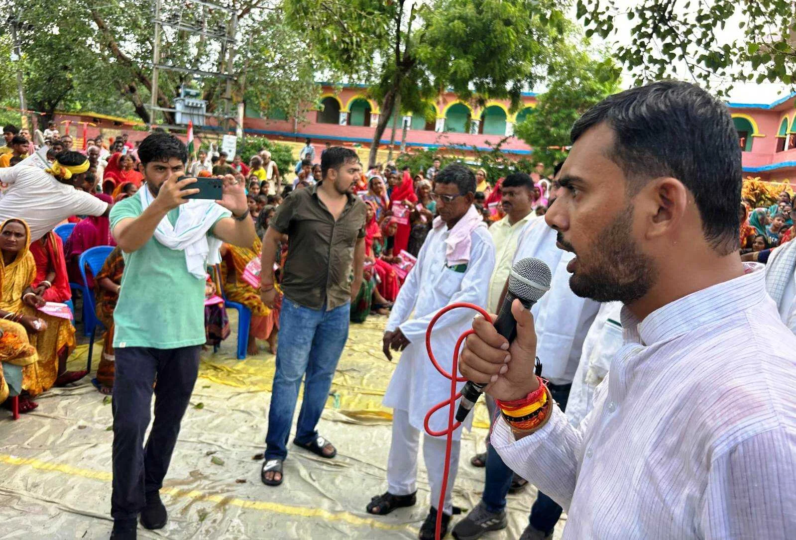 भगवानपुर प्रखंड के काजीरसलपुर में कांग्रेस ने आयोजित किया महिला संवाद कार्यक्रम 4