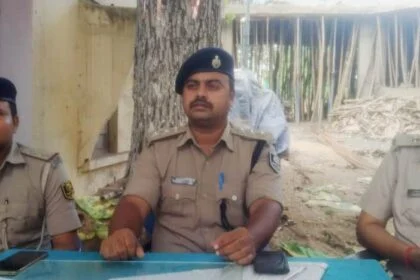 अपहरण की घटना के 12 घंटे के अन्दर अपहृत एवं फिरौती की रकम 40 हज़ार 5 सौ रुपए बरामद,2 गिरफ्तार, 4 निरुद्ध - भास्कर रंजन 4