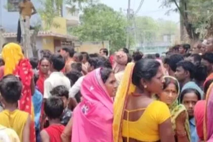हैदराबाद से जयपुर जाने के दौरान सड़क दुर्धटना में मजदुर की मौत, मृतक का शव पहुंचते परिजनों में मचा कोहराम 10