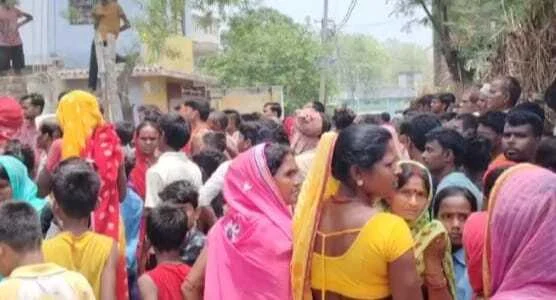 हैदराबाद से जयपुर जाने के दौरान सड़क दुर्धटना में मजदुर की मौत, मृतक का शव पहुंचते परिजनों में मचा कोहराम 5