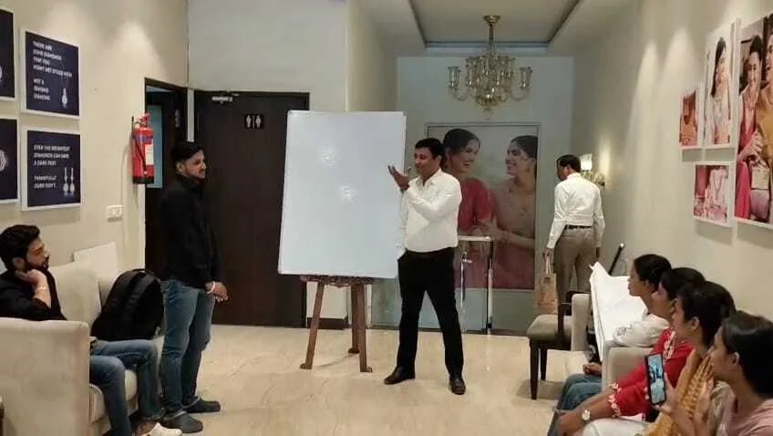 समस्तीपुर: द उम्मीद द्वारा युवाओं के लिए कम्युनिकेशन स्किल वर्कशॉप का किया गया आयोजन 2