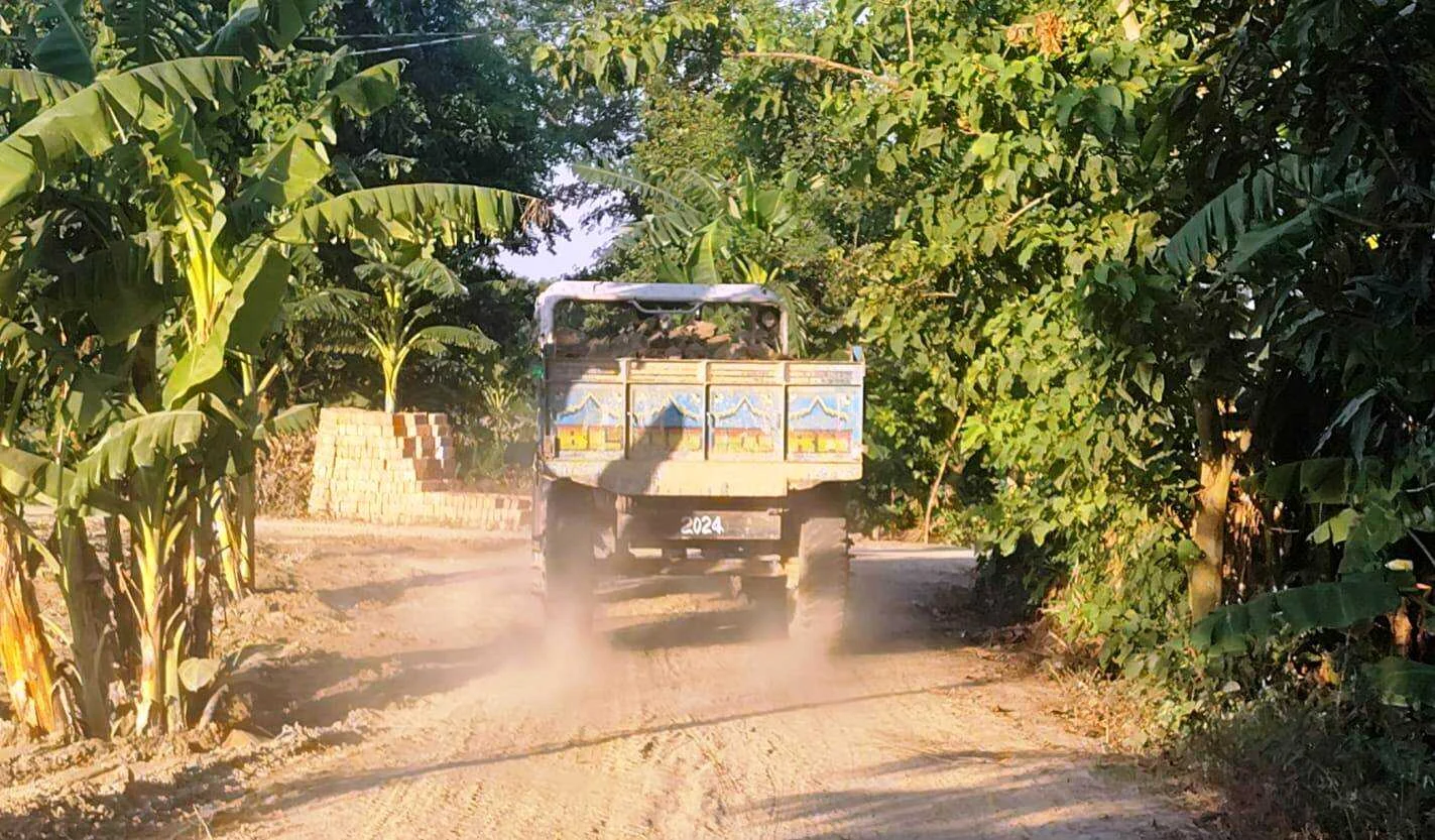 समस्तीपुर: बूढ़ी गंडक नदी से अवैध बालू खनन जारी, प्रशासन मौन 5