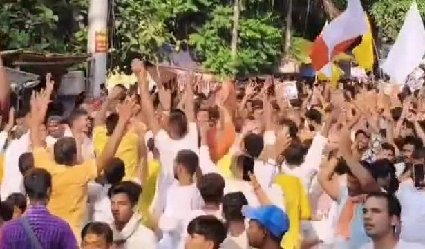 पूरी की तर्ज पर बेगूसराय में भी भगवान श्री जगन्नाथ की भव्य रथ यात्रा निकाली गई 9