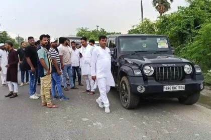 ऑल इंडिया मुस्लिम पर्सनल लॉ बोर्ड के आह्वान पर वक्फ बचाओ दस्तूर बचाओ कॉन्फ्रेंस कार्यक्रम को लेकर नालंदा से सैकड़ों की संख्या में जत्था पटना के गांधी मैदान के लिए हुआ रवाना 24